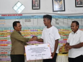 Taman Nasional Wakatobi salurkan bantuan usaha di Desa Kollo Soha