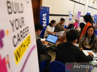 Pemkot Kendari gandeng 19 perusahaan gelar Bursa Kerja