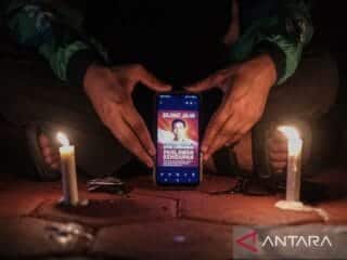 Aksi solidaritas pengendara ojek daring di Kendari