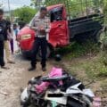 Ban Selip, Mobil Pikap Hilang Kendali Tabrak Siswi SMA hingga Tewas di Wolasi Konawe Selatan - Tribunnewssultra.com