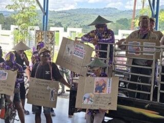 Aksi Demo Petani Kolaka Timur Sulawesi Tenggara Tuntut Harga Gabah Tak Sesuai Inpres, Respons DPRD - Tribunnewssultra.com