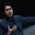 TRENDING Lagu Salahi Aku - Rony Parulian, Kolaborasi Bareng Komposer Yovie Widianto dan Andi Rianto - Tribunnewssultra.com
