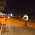 Pengendara Motor Patah Tangan Seusai Tabrak Mobil Mundur di Wolo Kolaka Sulawesi Tenggara - Tribunnewssultra.com