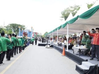 Wabup Konut Hadiri Pawai Ta’aruf STQH Nasional ke-XXVII